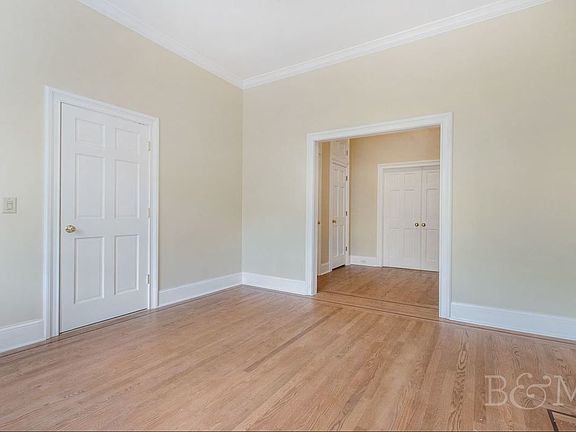 3rd image of 60 Russell St #1A