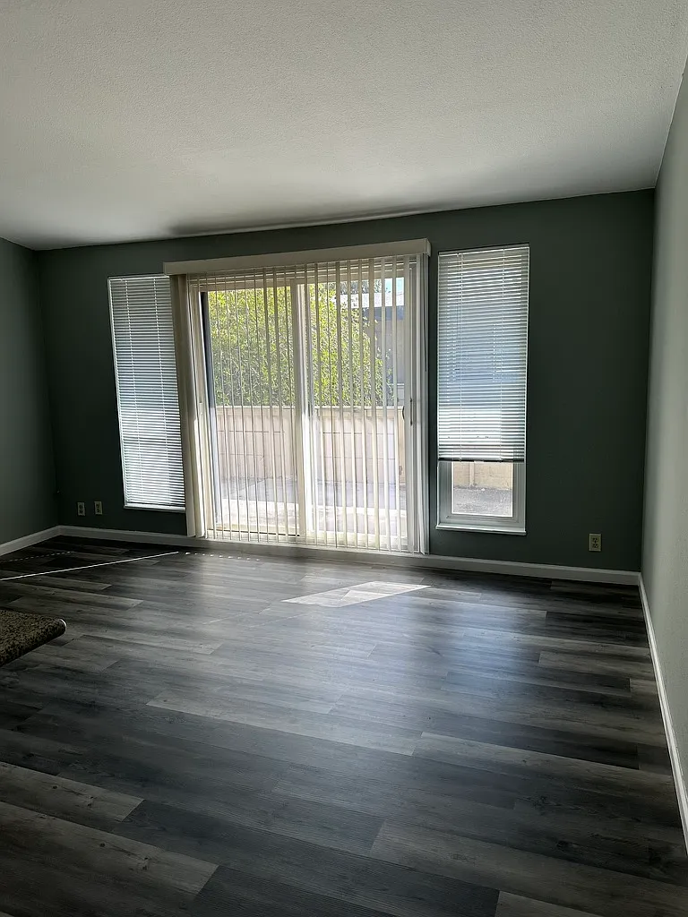 1 bed, $1,800 — Photo 4
