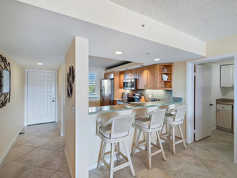 2601 Marina Isle Way #402 — Photo 21