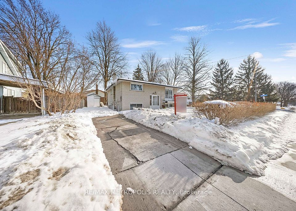 1st image of 263 Fergus Ave