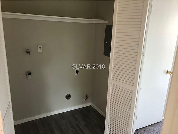 5th image of 6215 Meadow Brook Ln