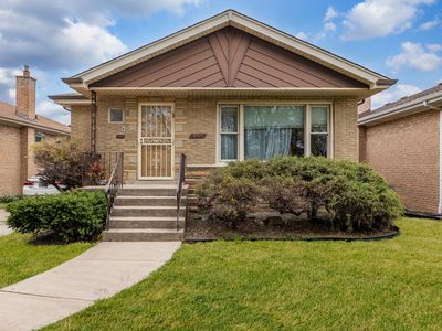 8515 S Kildare Ave, Chicago, IL, 60652