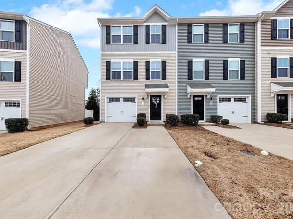 910 Taybyn Rd, Fort Mill, SC 29715