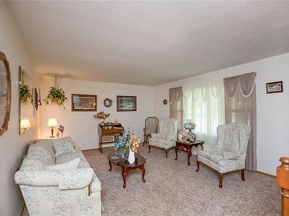 2nd image of 308 Westwood Dr