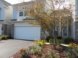 106 Devoe Dr, Oswego, IL 60543