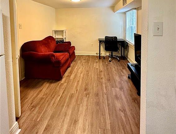 5th image of 1441 8th St APT 7