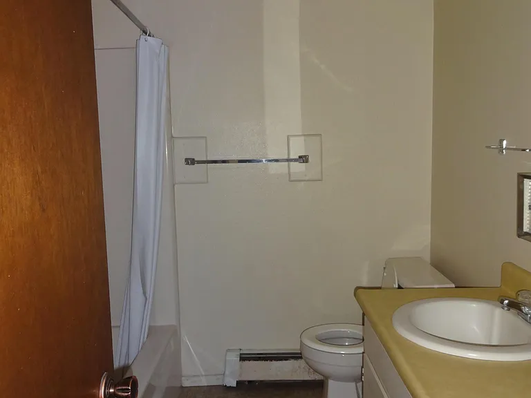 1029 Belford Ave #1029 BELFORD AVENUE — Photo 8