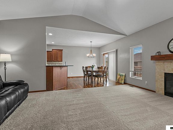 5th image of 7537 S 79th St