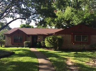 7434 Carew St, Houston, TX 77074