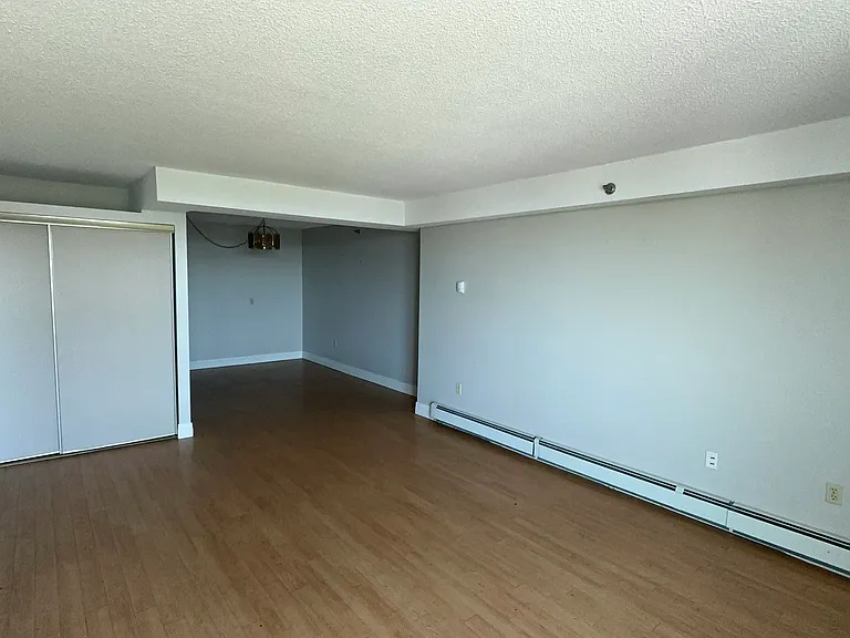 290 Main Ave — Photo 11