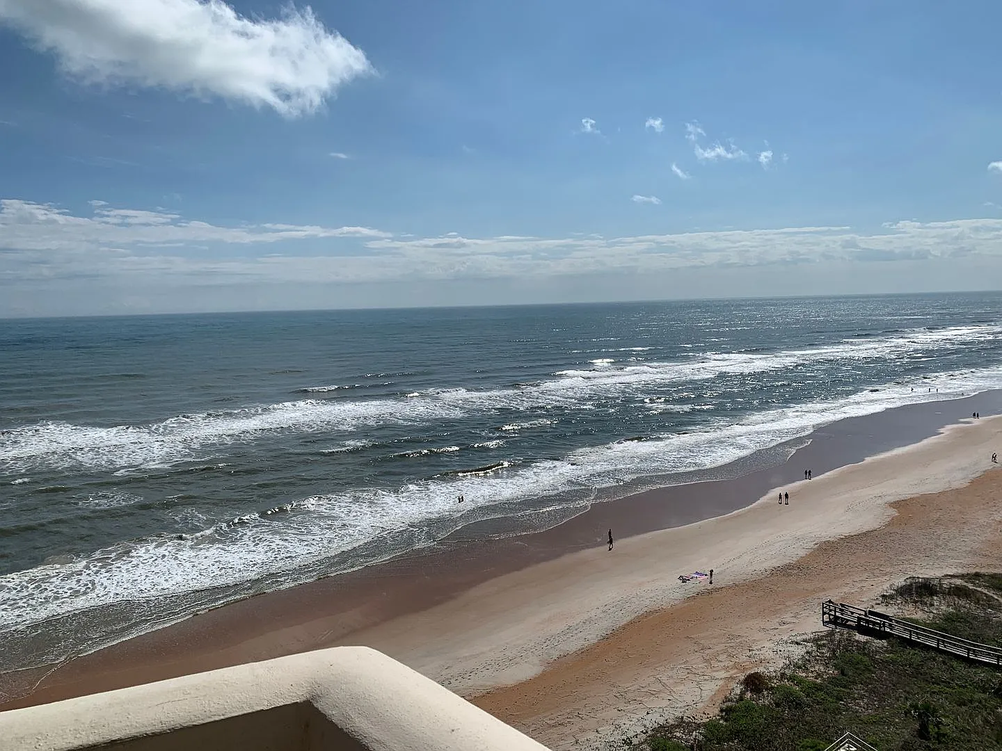 Beautiful Condo with Ocean Views — Photo 2