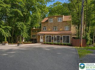 3130 Delaware Cir, Bushkill, PA 18324
