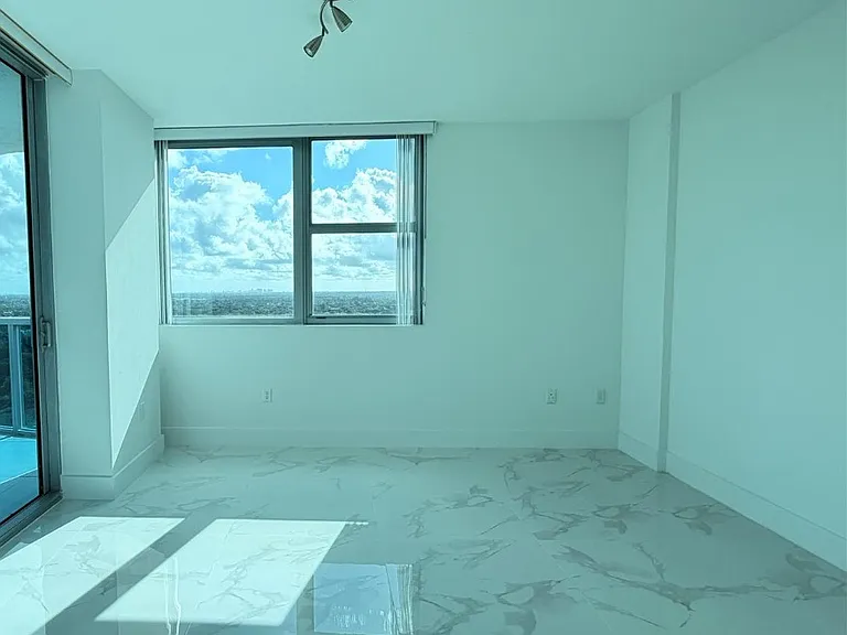 2641 N Flamingo Rd #2208N — Photo 6