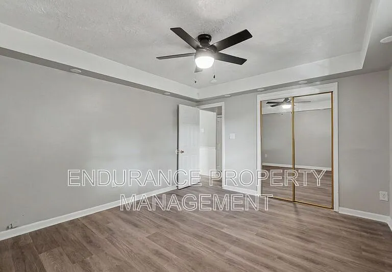 9500 Ridgemoor Ave — Photo 11