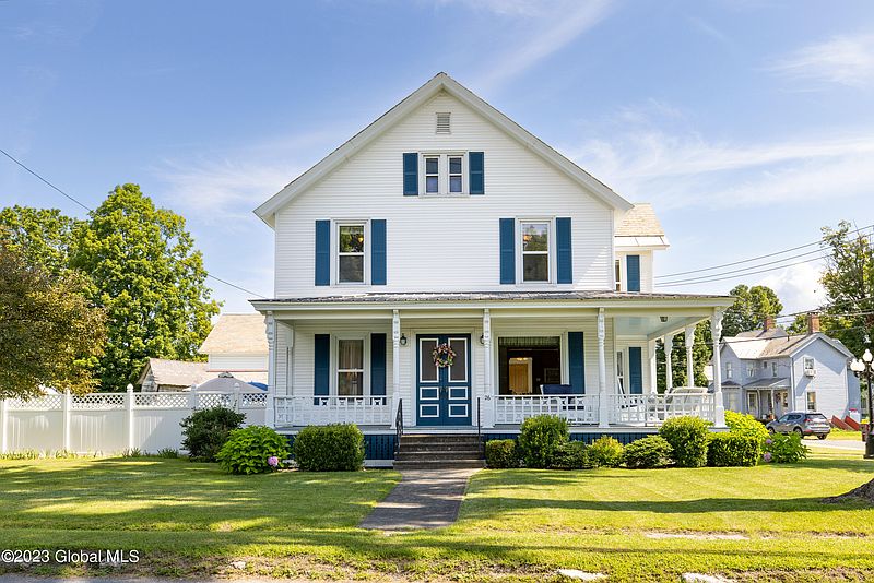 3rd image of 26 Mettowee Street