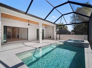 786 107th Ave N, Naples, FL 34108