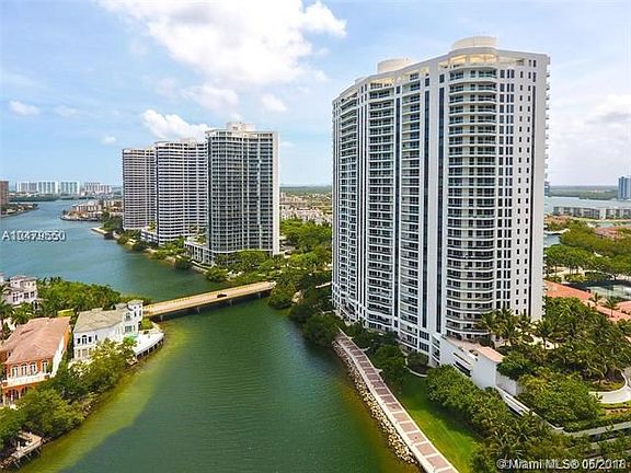 3rd image of 6000 Island Blvd APT 2504