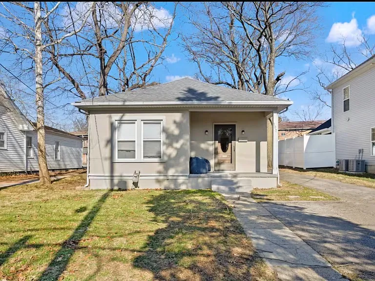 107 Westwood Dr — Photo 23