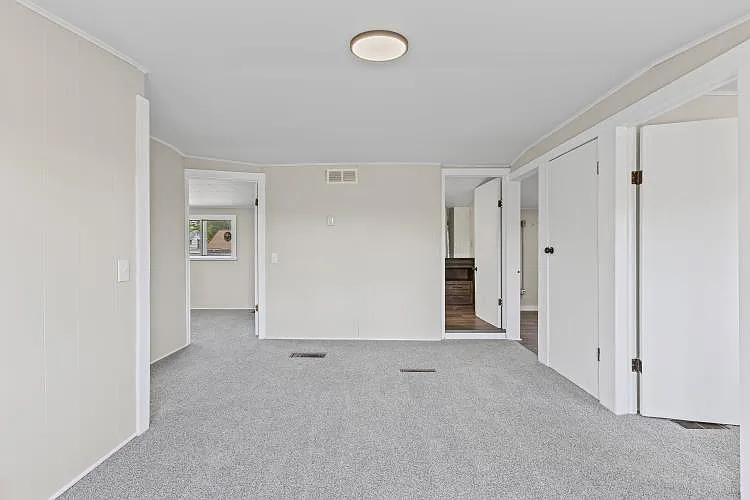 920 Premont Ave #2 — Photo 9