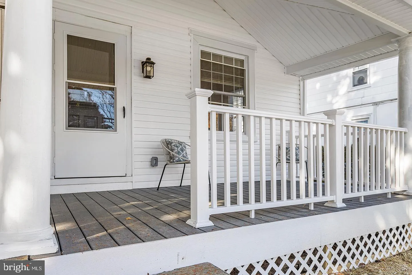 4 bed, 1.5 bath, 1800 sqft, $3,250 — Photo 2