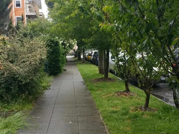 427 NE Ravenna Blvd, Seattle, WA 98115