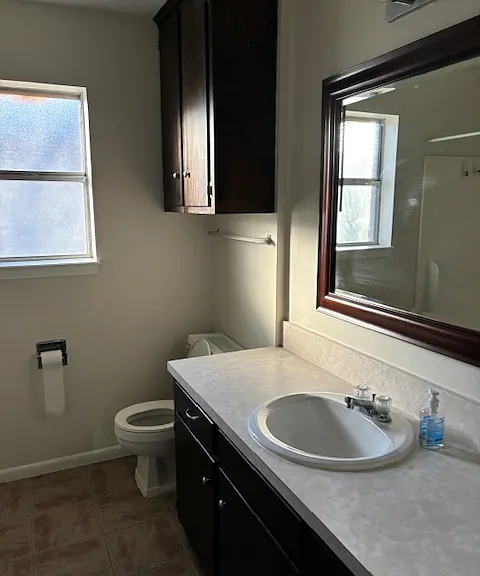 2407 Cornell Dr — Photo 6