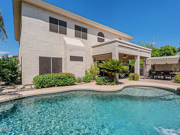 4th image of 2411 W Sagebrush Dr