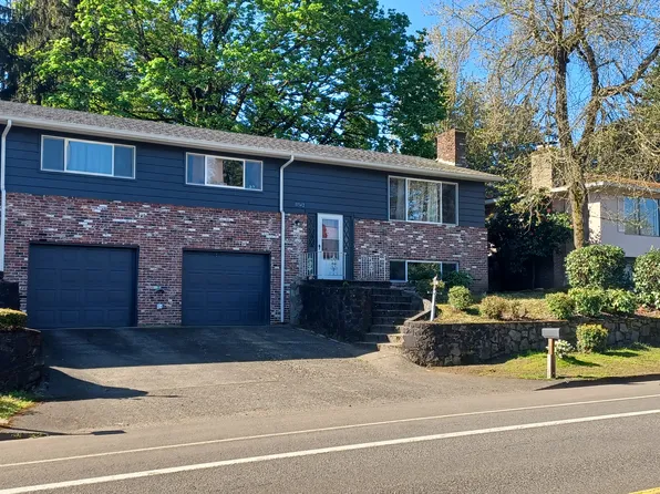 11542 NE Fremont St, Portland, OR 97220