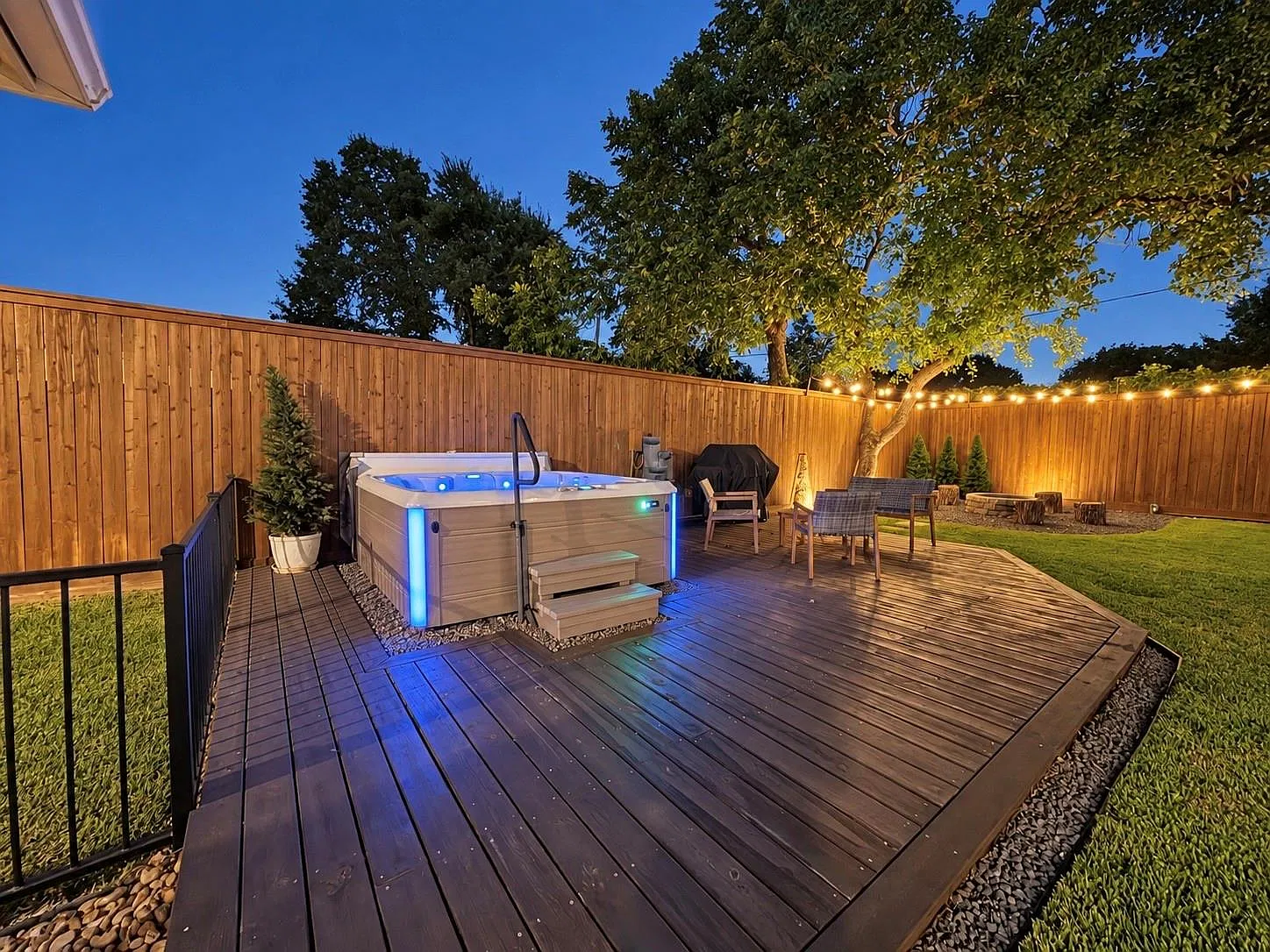 4 bed, 2837 sqft, $6,900 — Photo 3