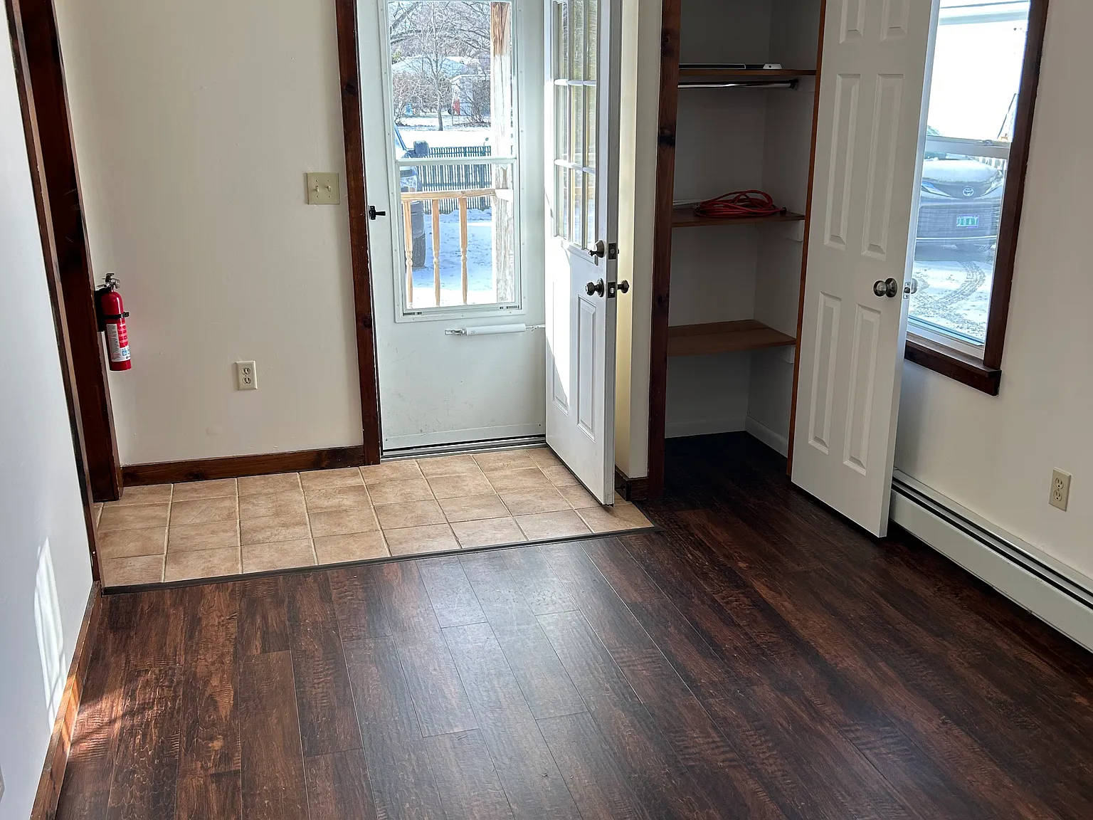 1571 North Ave — Photo 3