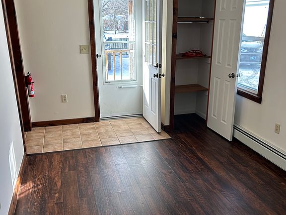 3rd image of 1571 North Ave #2