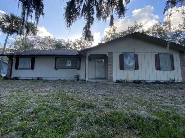 1604 Royal Palm Dr, Edgewater, FL 32132