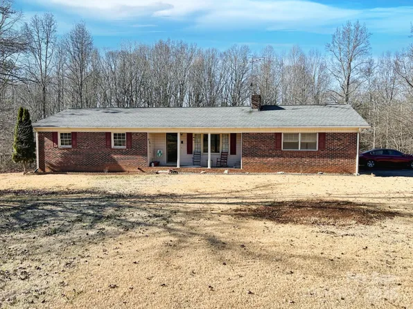 256 Bradbury Rd, Ellenboro, NC 28040