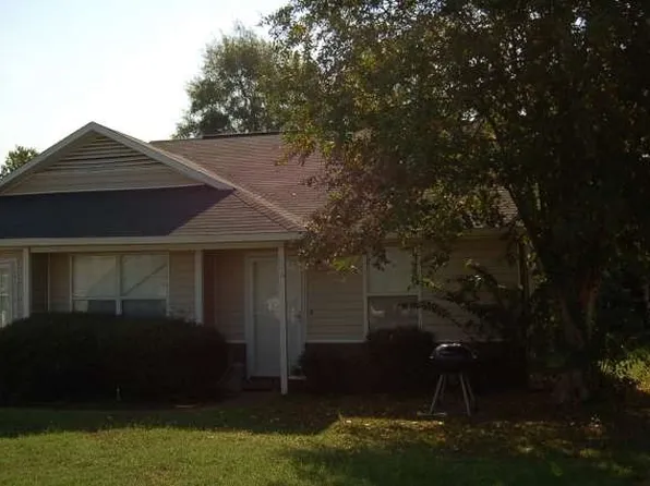 106 Dunmurry Pl, Warner Robins, GA 31093
