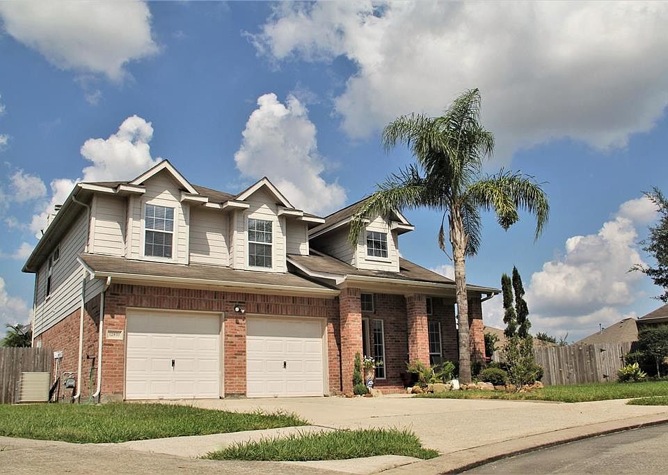 1st image of 12831 Mills Crossing Ln