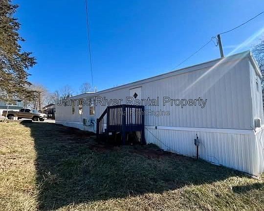 3rd image of 5131 Boonsboro Rd #19