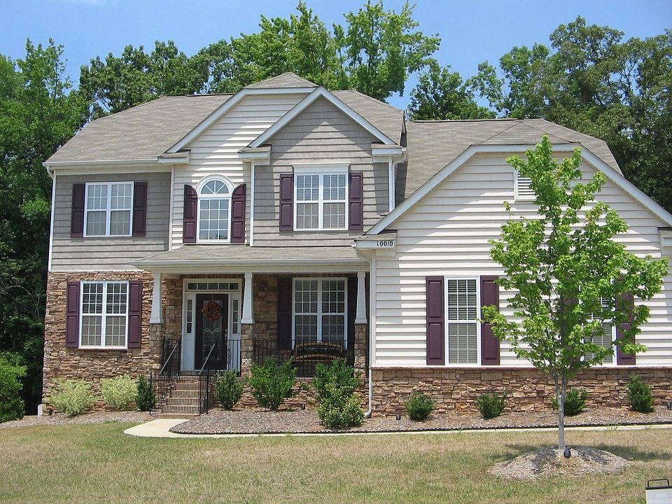 1st image of 10010 King George Ln