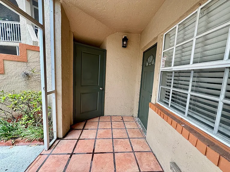 334 SW 86th Ave #108 — Photo 1