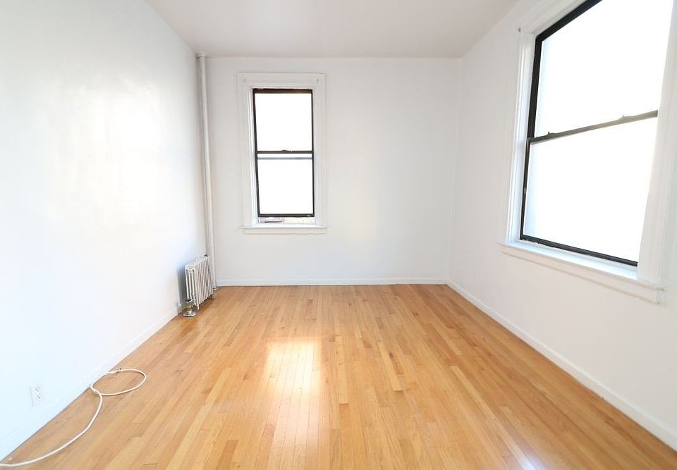 1st image of 700 W 176th St APT 2E