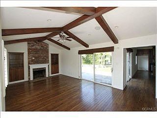 2nd image of 913 Raywood Pl