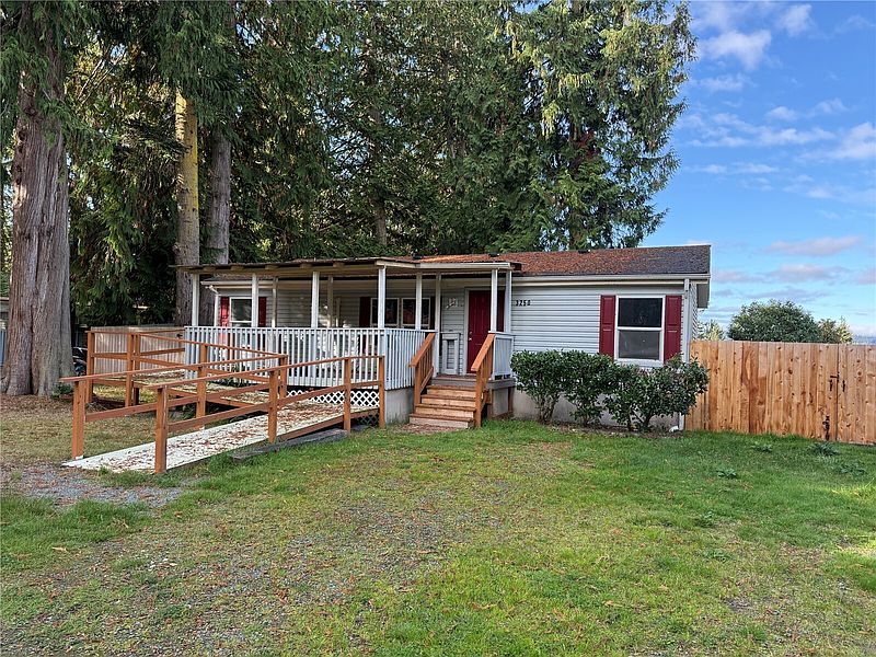 2nd image of 3250 East Harbor