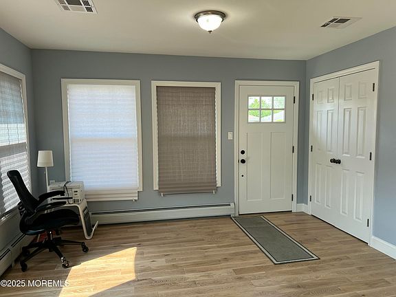 3rd image of 482 Jamaica Boulevard