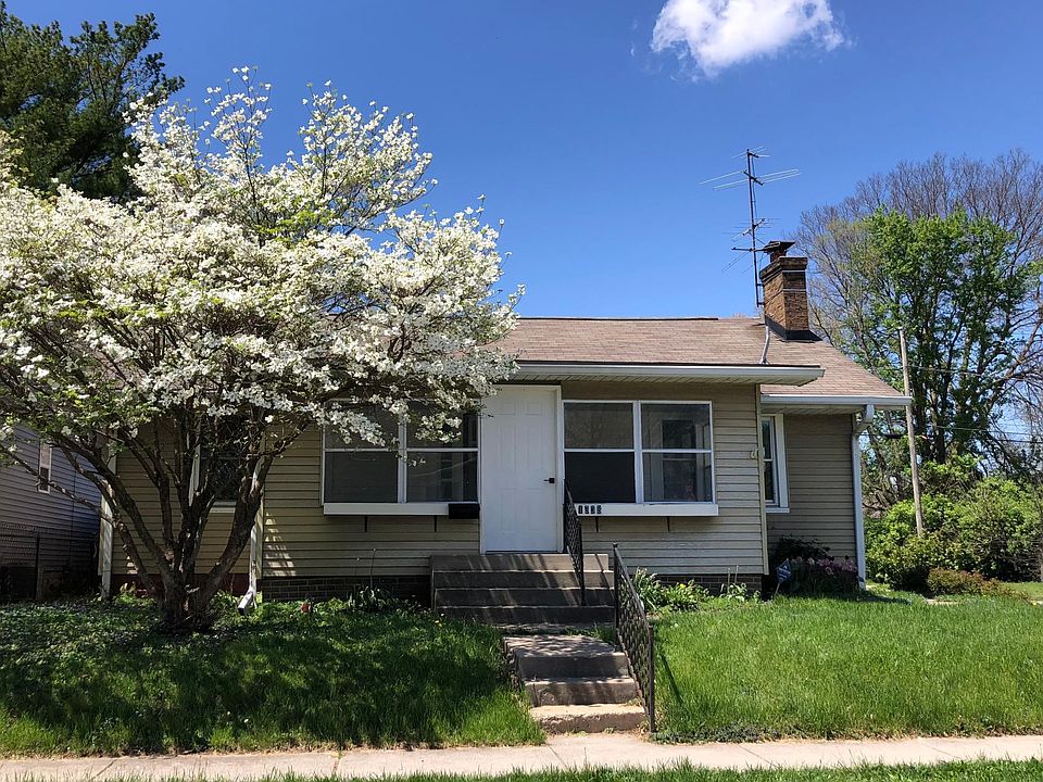 1st image of 1338 N Euclid Ave
