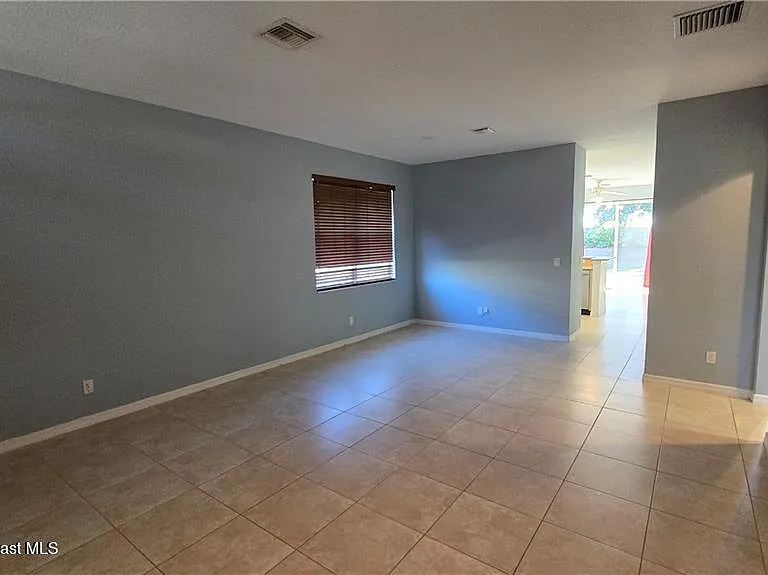 9907 E Verona Cir — Photo 6