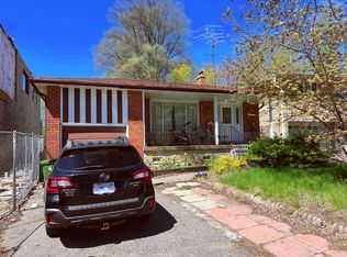 30 Bobmar Rd #E10, Toronto, ON M1C 1C9
