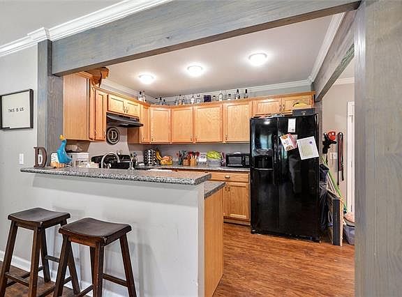 5th image of 30629 Anderson Dr