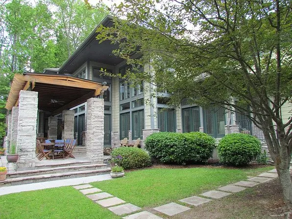 2 Fishing Point, Elgin, SC 29045