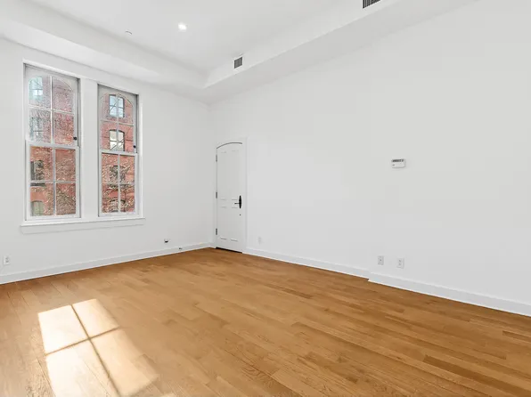 101 Warren Street image 1 of 10