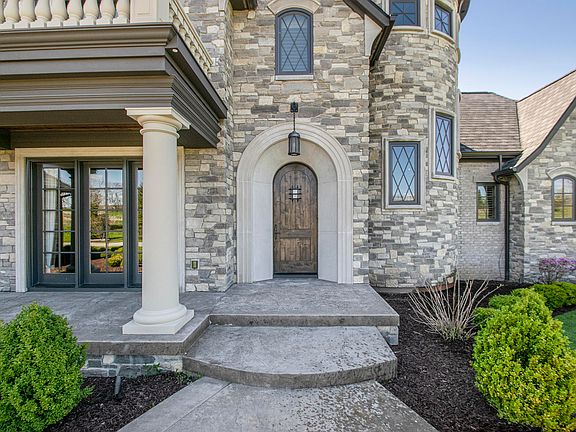 4th image of 5881 Montreux Hills Dr NE