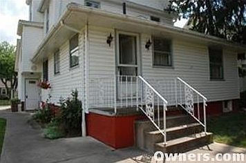 Private yard off kitchen.